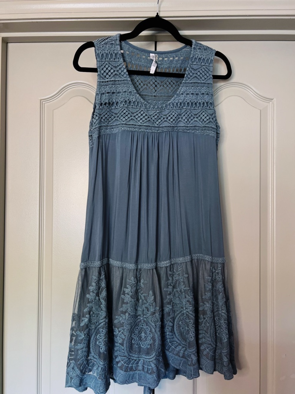 Monoreno Lace Crochet Boho Mini Dress Blue Sleeveless Flowy Size S